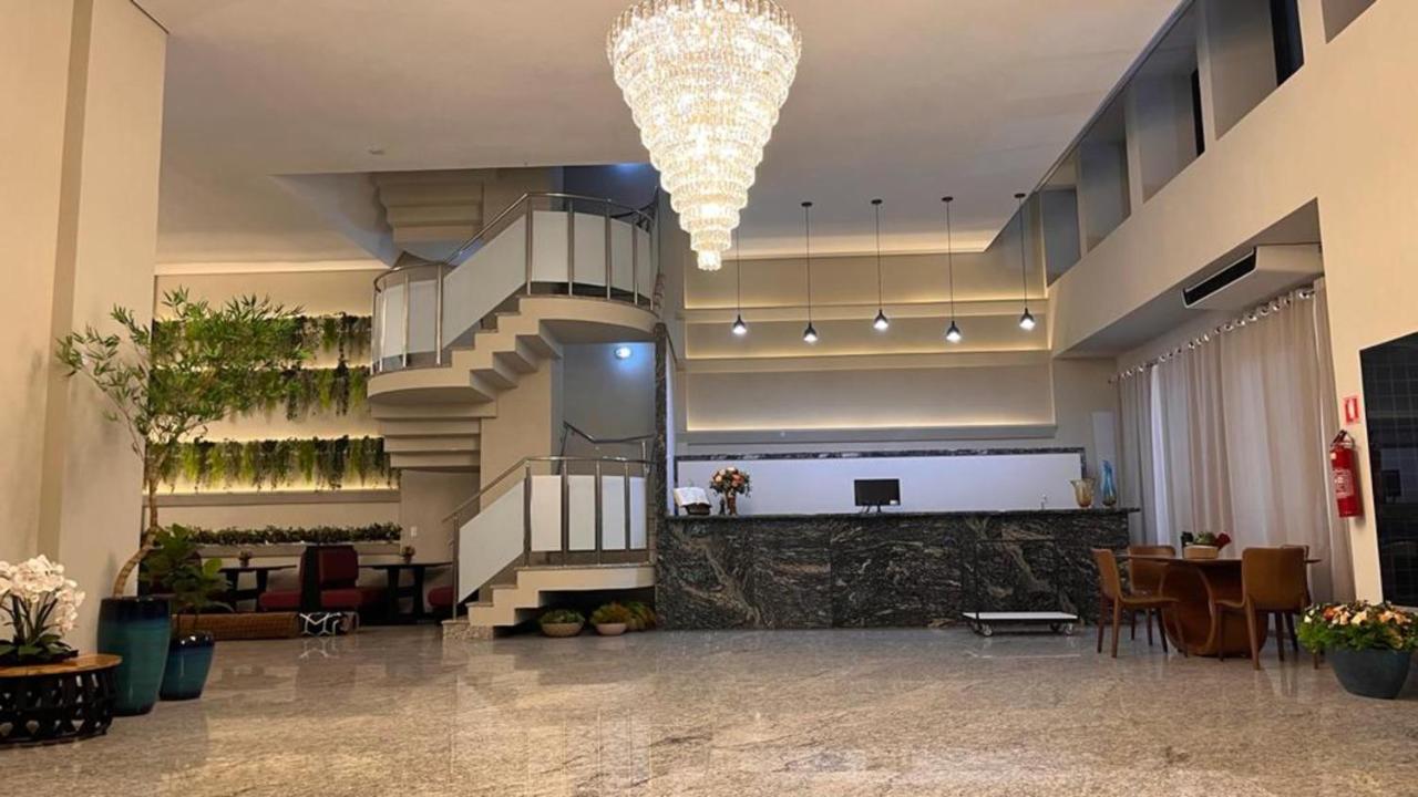 Hotel Dan Inn Uberlandia By Nacional Inn Exterior foto