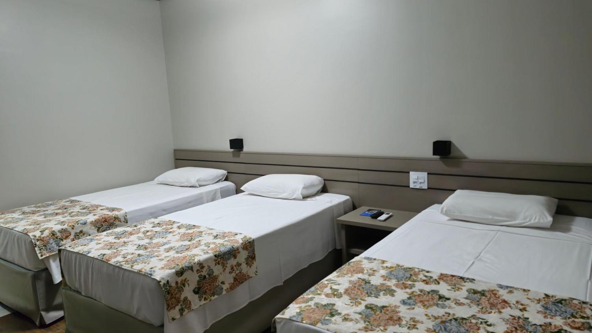 Hotel Dan Inn Uberlandia By Nacional Inn Exterior foto